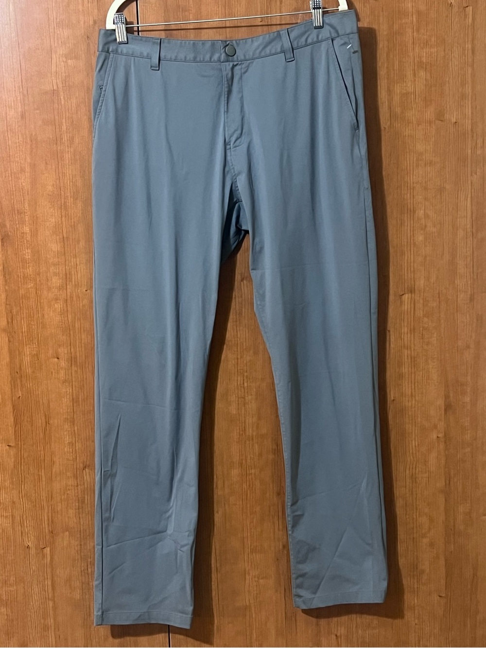 RHONE Men's Pants Commuter Stretch Chinos in Smoked Pearl Gray Size 35